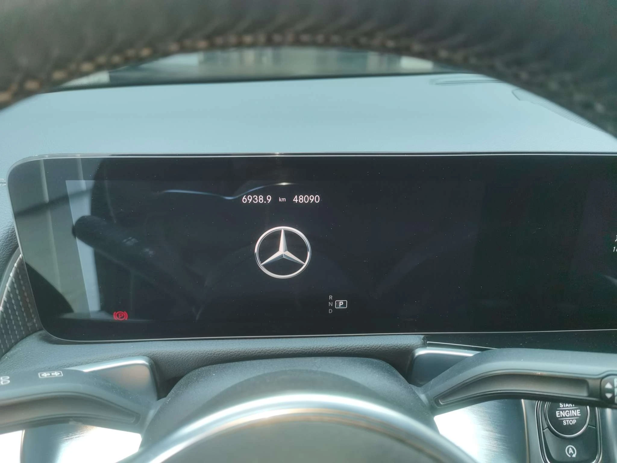 Mercedes-Benz GLB200 - Fashion Edition - 2WD - undercarriage
