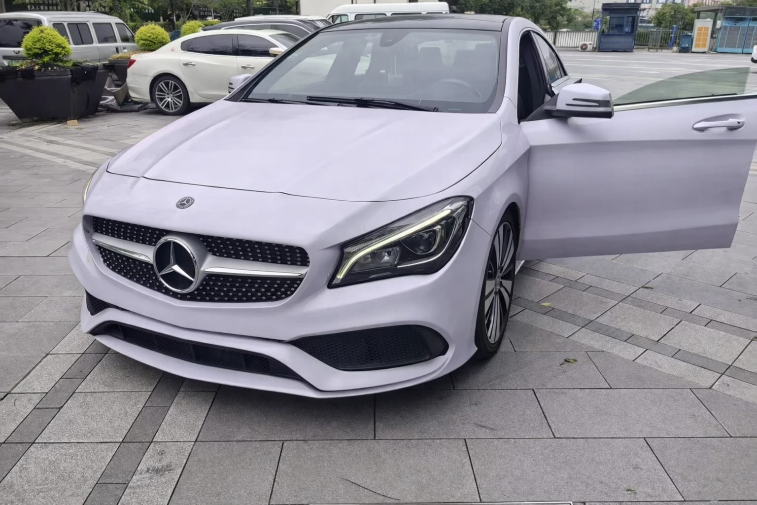 Mercedes-Benz CLA200 