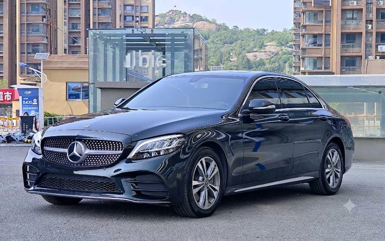 Mercedes-Benz C180 L