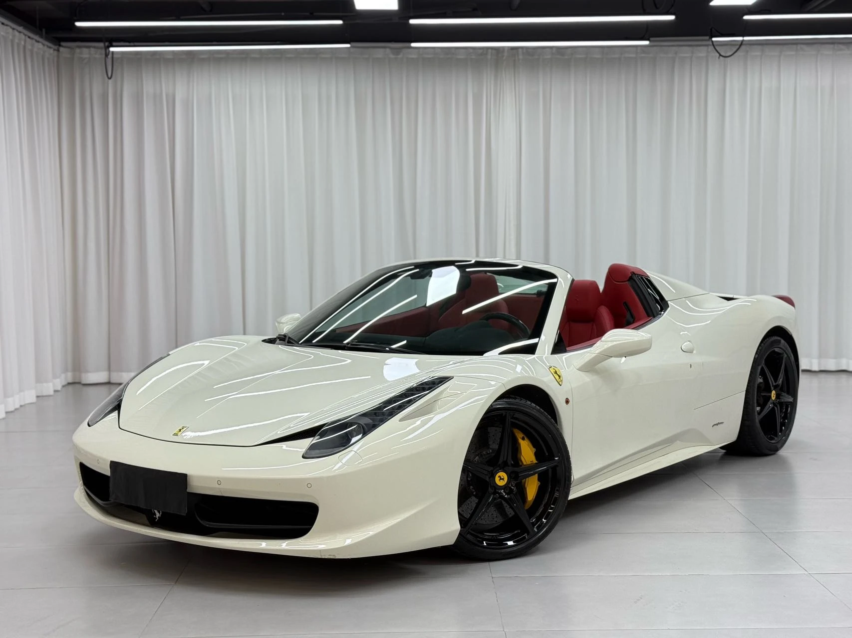 Ferrari   458 Spider - exterior