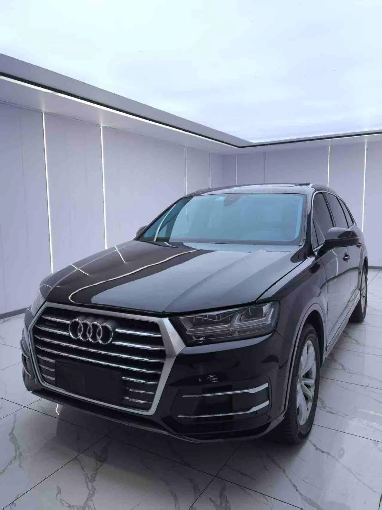AUDI Q7 55 TFSI