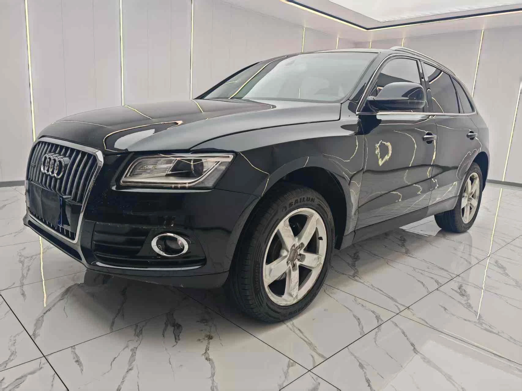 AUDI Q5 40 TFSI 