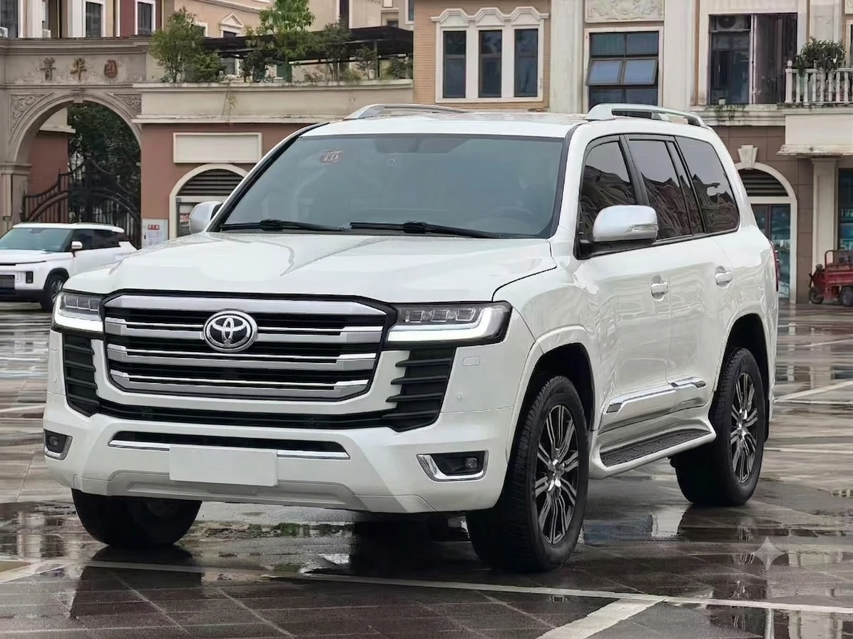 Toyota Land Cruiser GXR