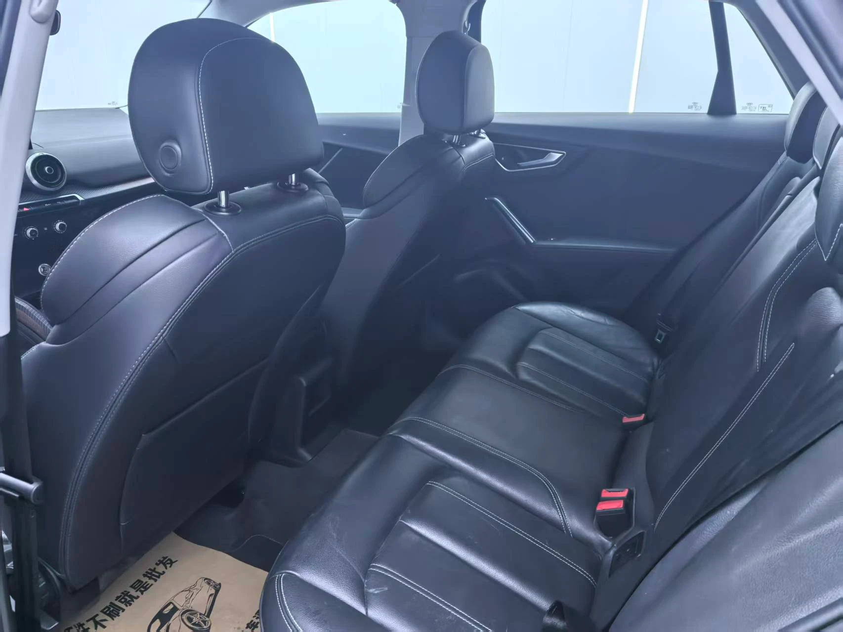 AUDII Q2 35 TFSI  - interior