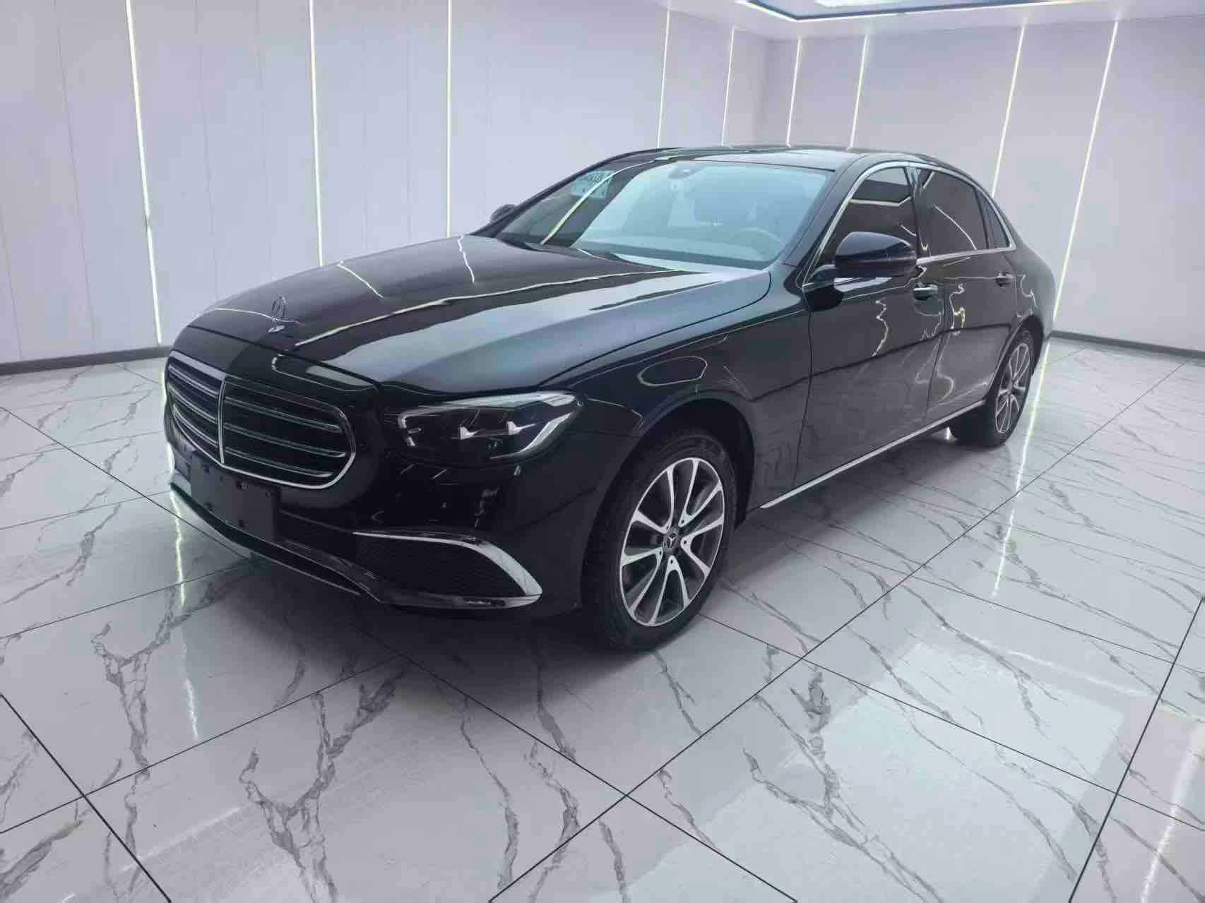 Mecedes Benz E260L 4WD 