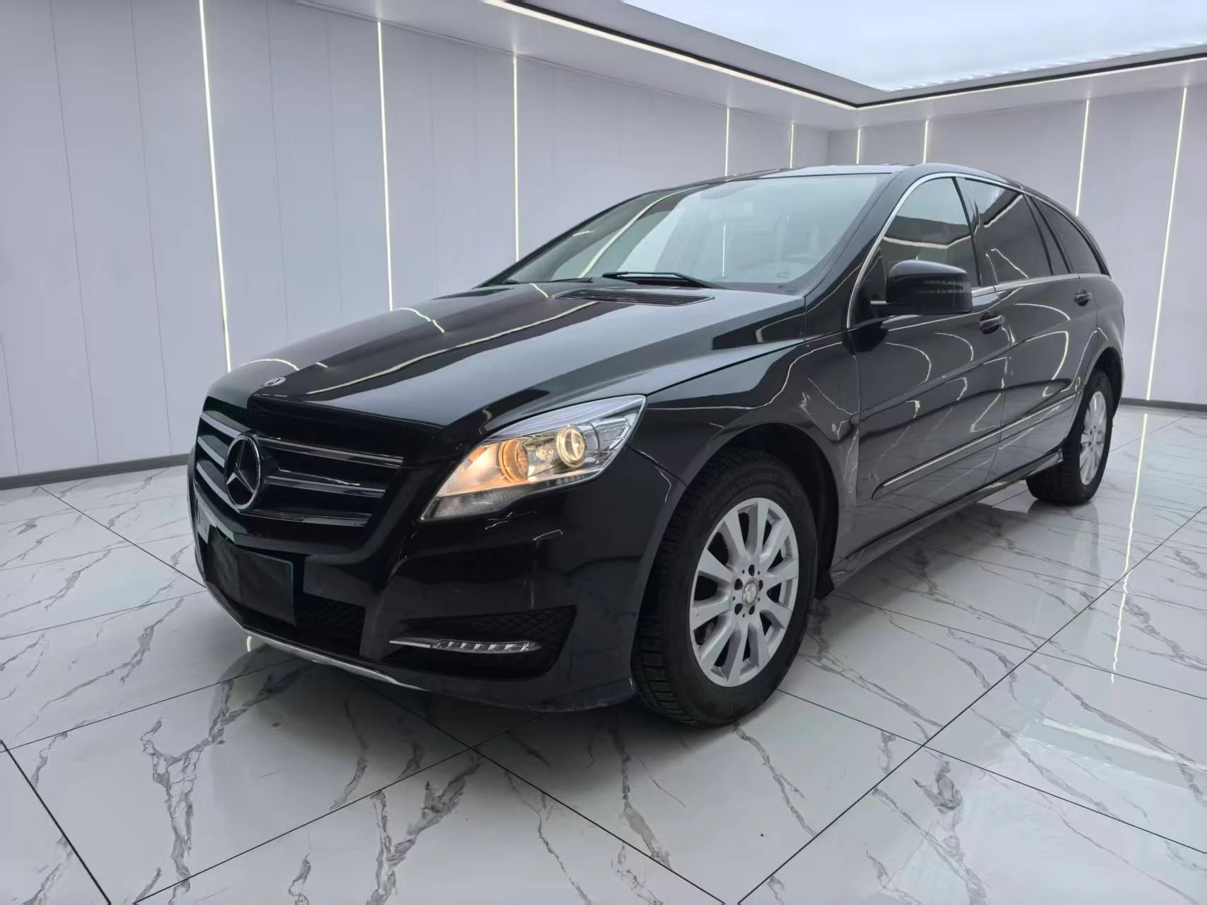 Mecedes Benz R320 4WD 