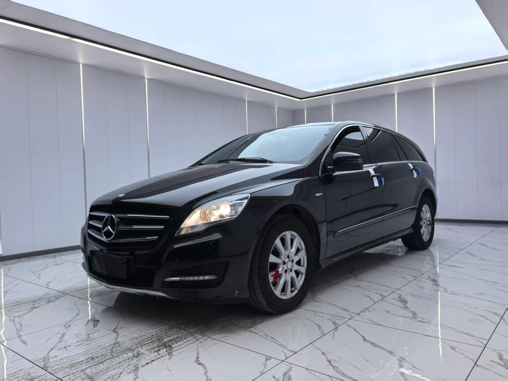 Mecedes Benz E320 4WD Prestige