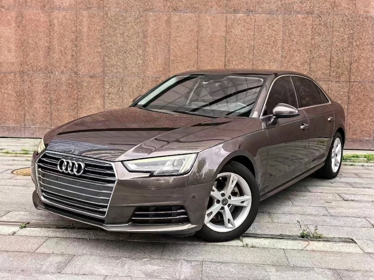 AUDI A4 Comfort