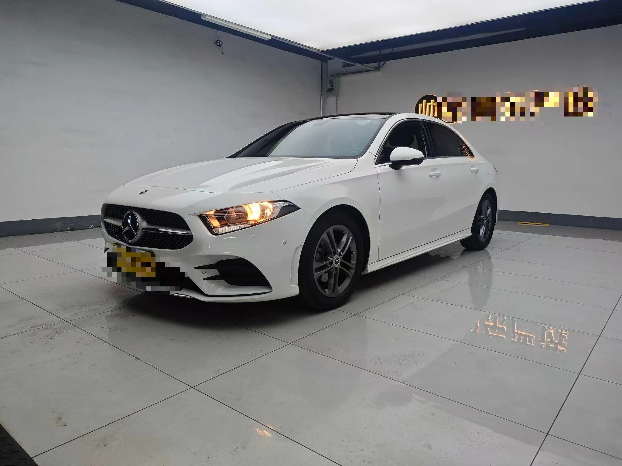 Mecedes Benz A180L Sport