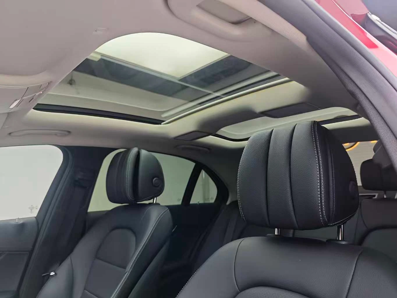 Mercedes Benz C260 L Sport - Second Hand - 2020 - interior