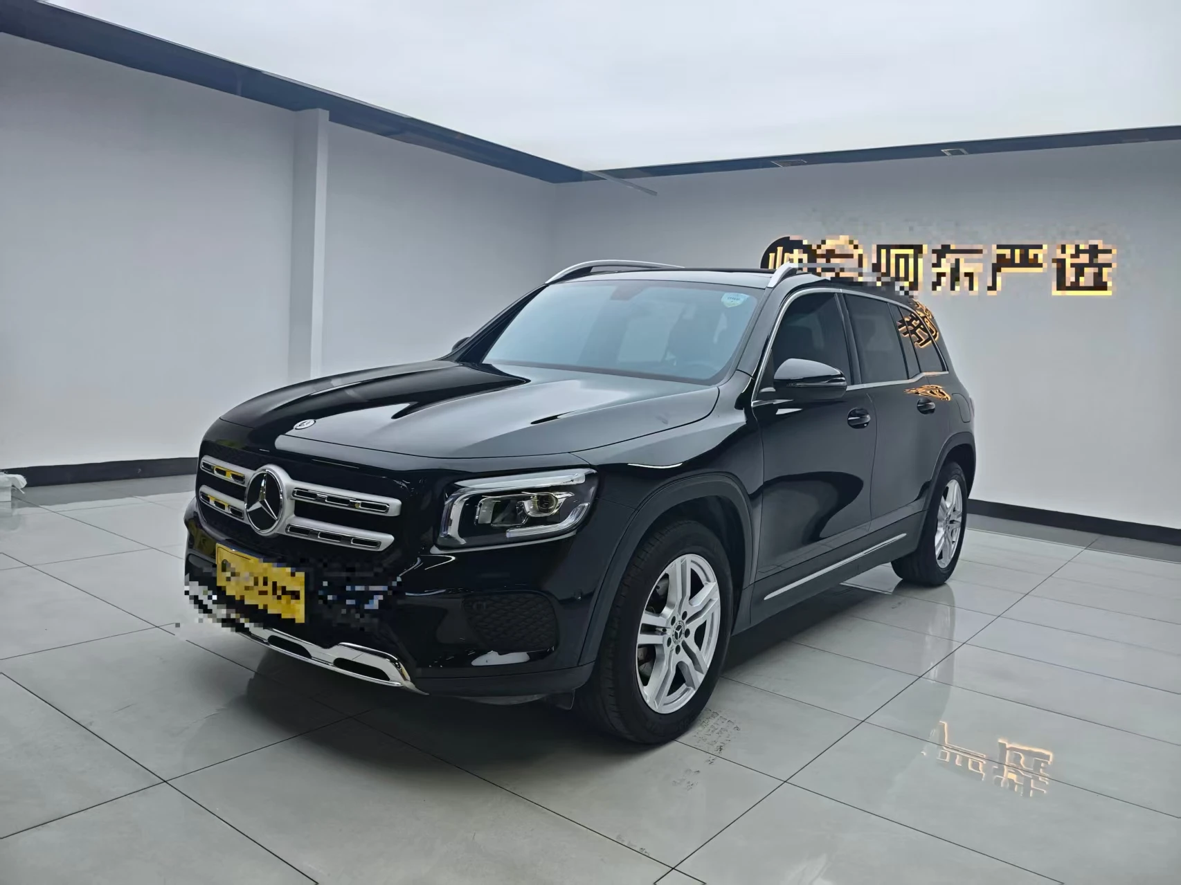 Mecedes Benz GLB200
