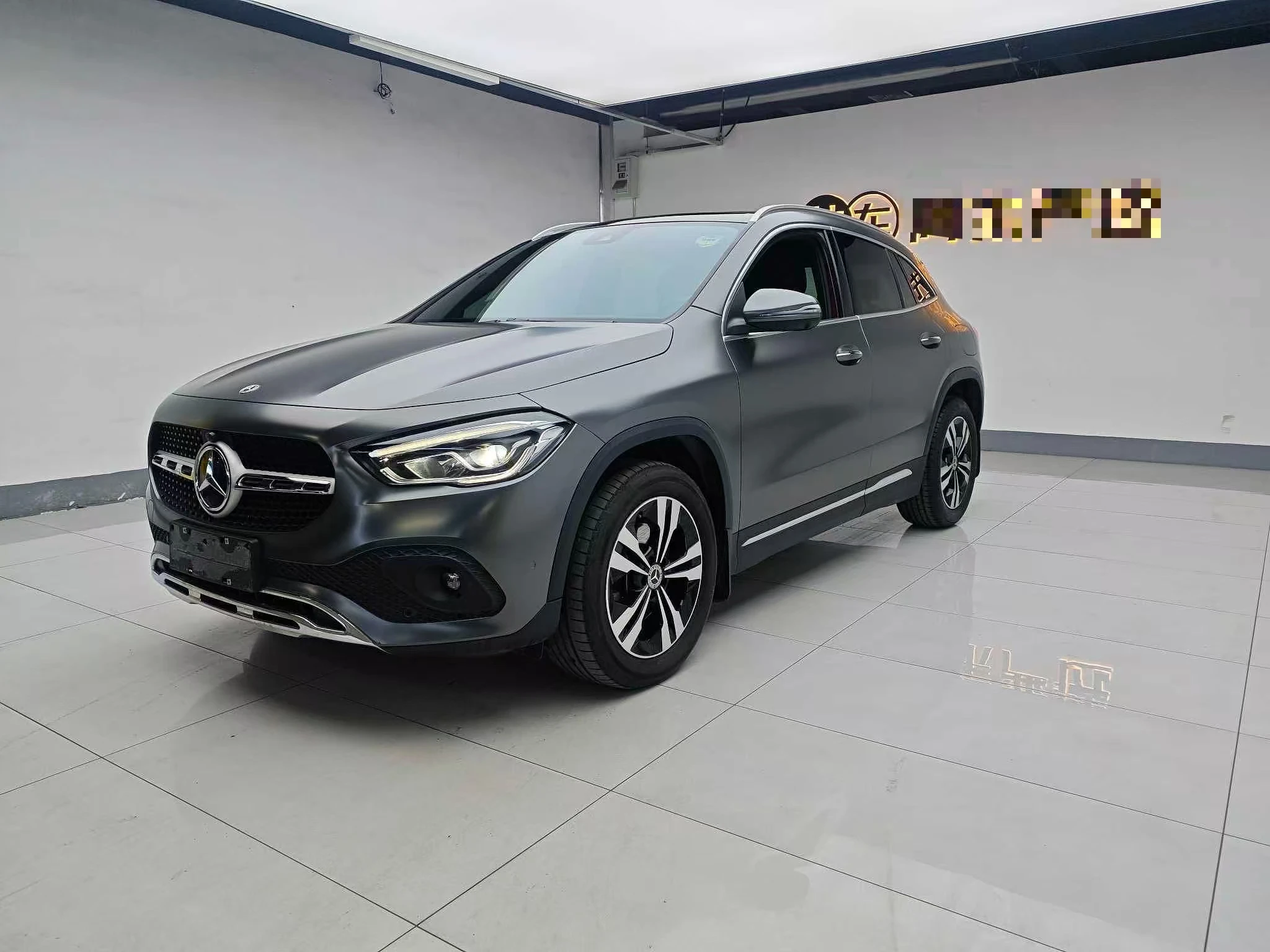 Mercedes Benz GLA200 