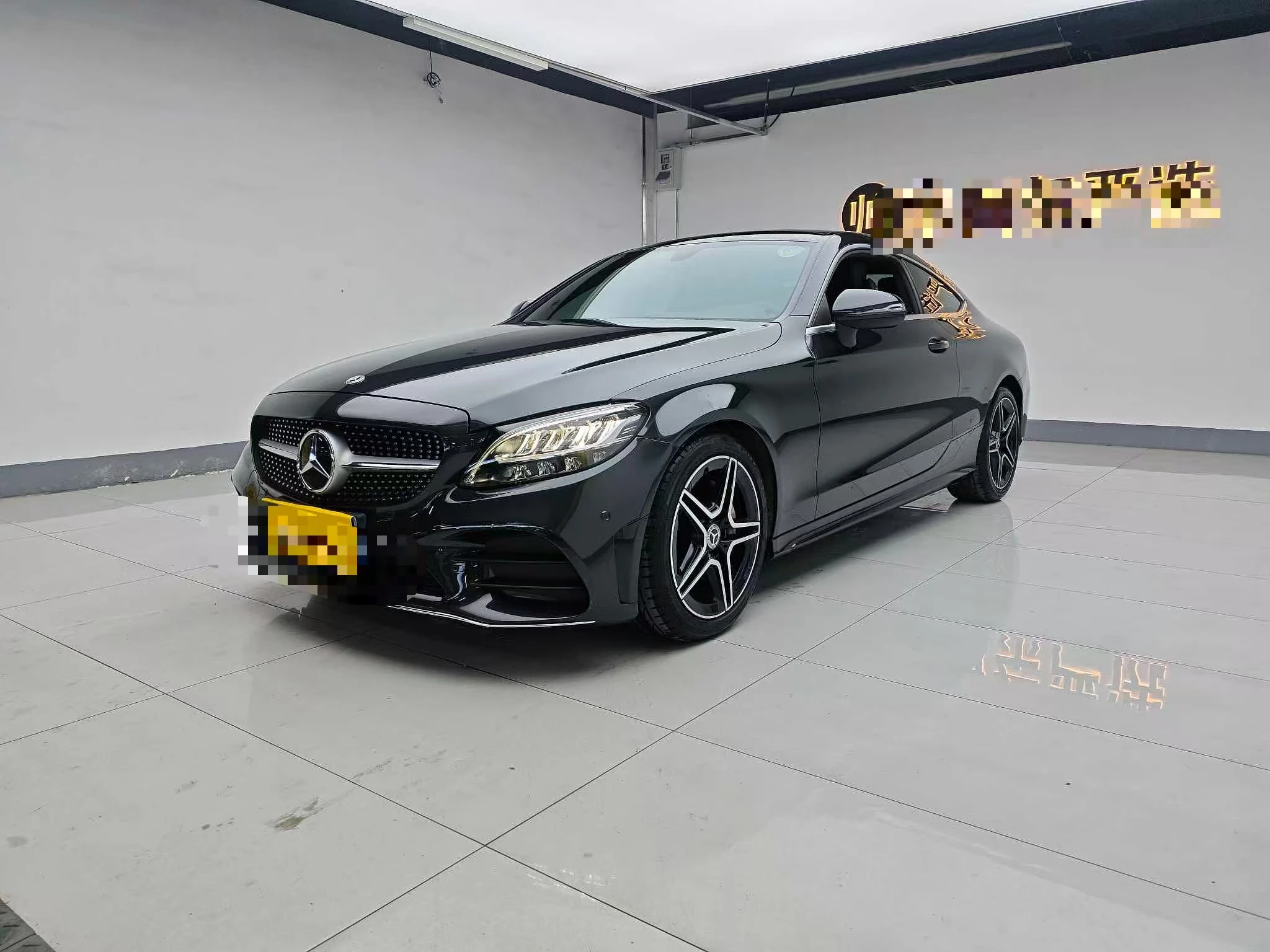 Mercedes Benz C260