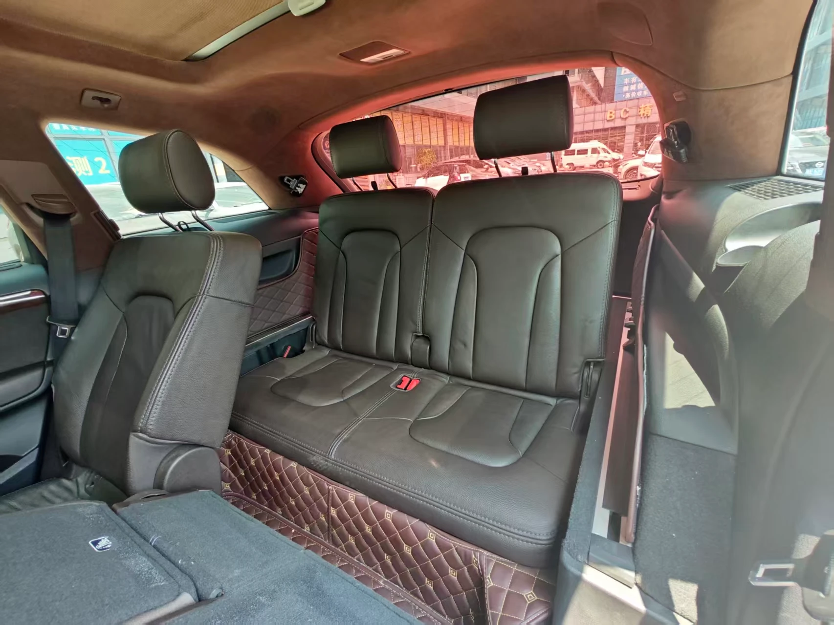 Audi Q7 4WD - Second Hand 2015- Black 226 245 - interior