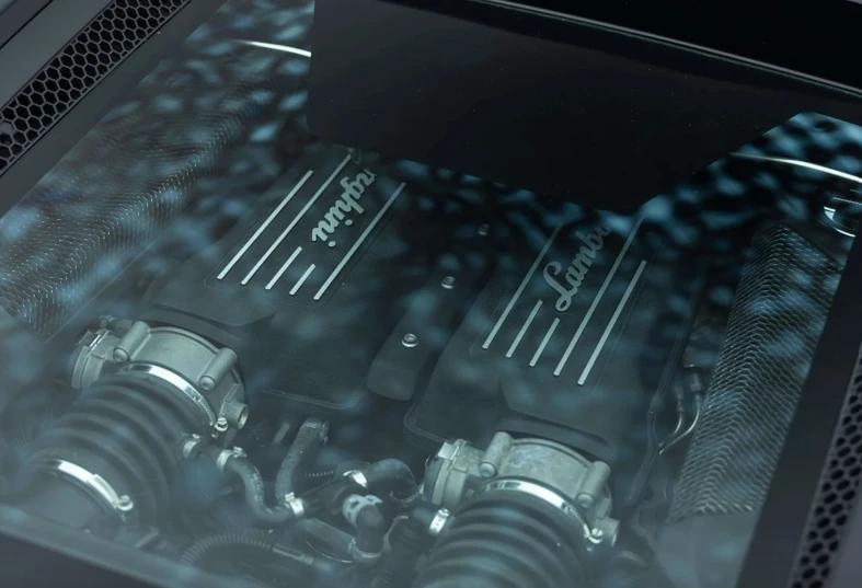 Lamborghini Gallardo - engine