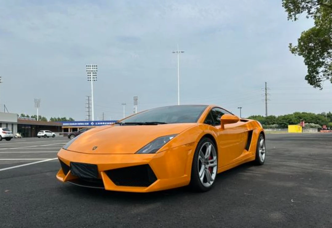 Lamborghini Gallardo LP 560-4 Gold Edition