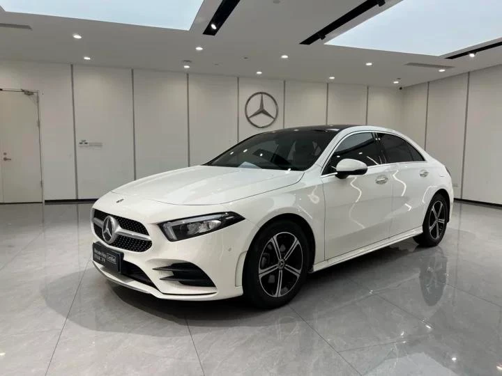 Mercedes-Benz A-Class  200 L Sport Sedan - exterior