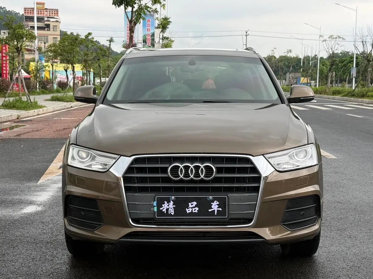 Audi Q3 35TFSI  - exterior
