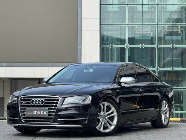 Audi S8 4.0 TFSI Quattro