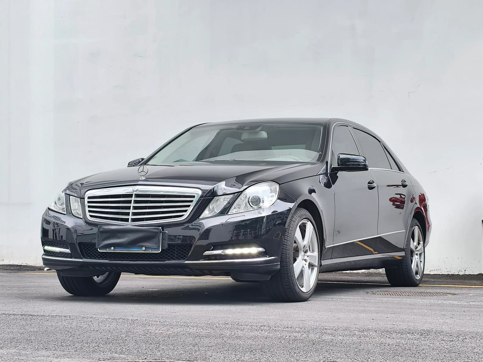 Mercedes-Benz E300 L 