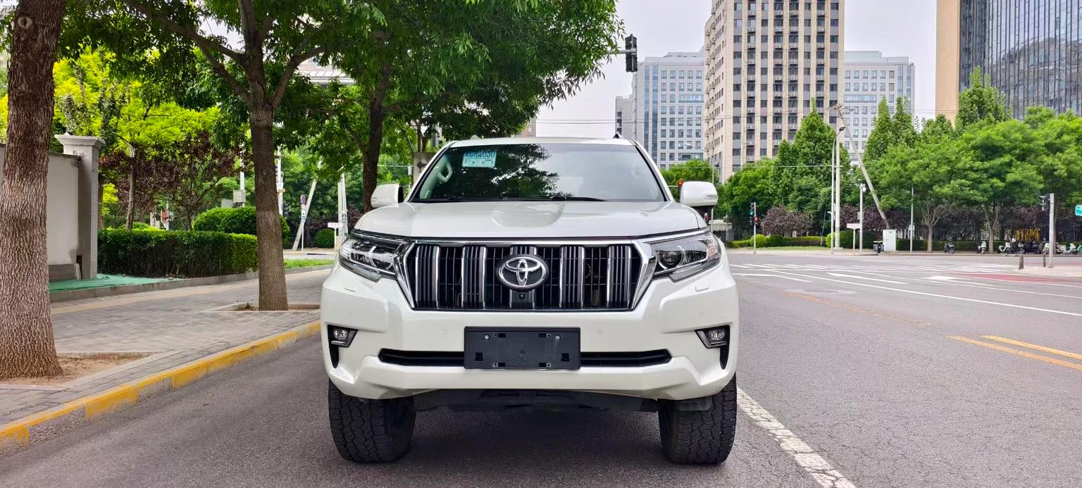Toyota Land Cruiser Prado - exterior
