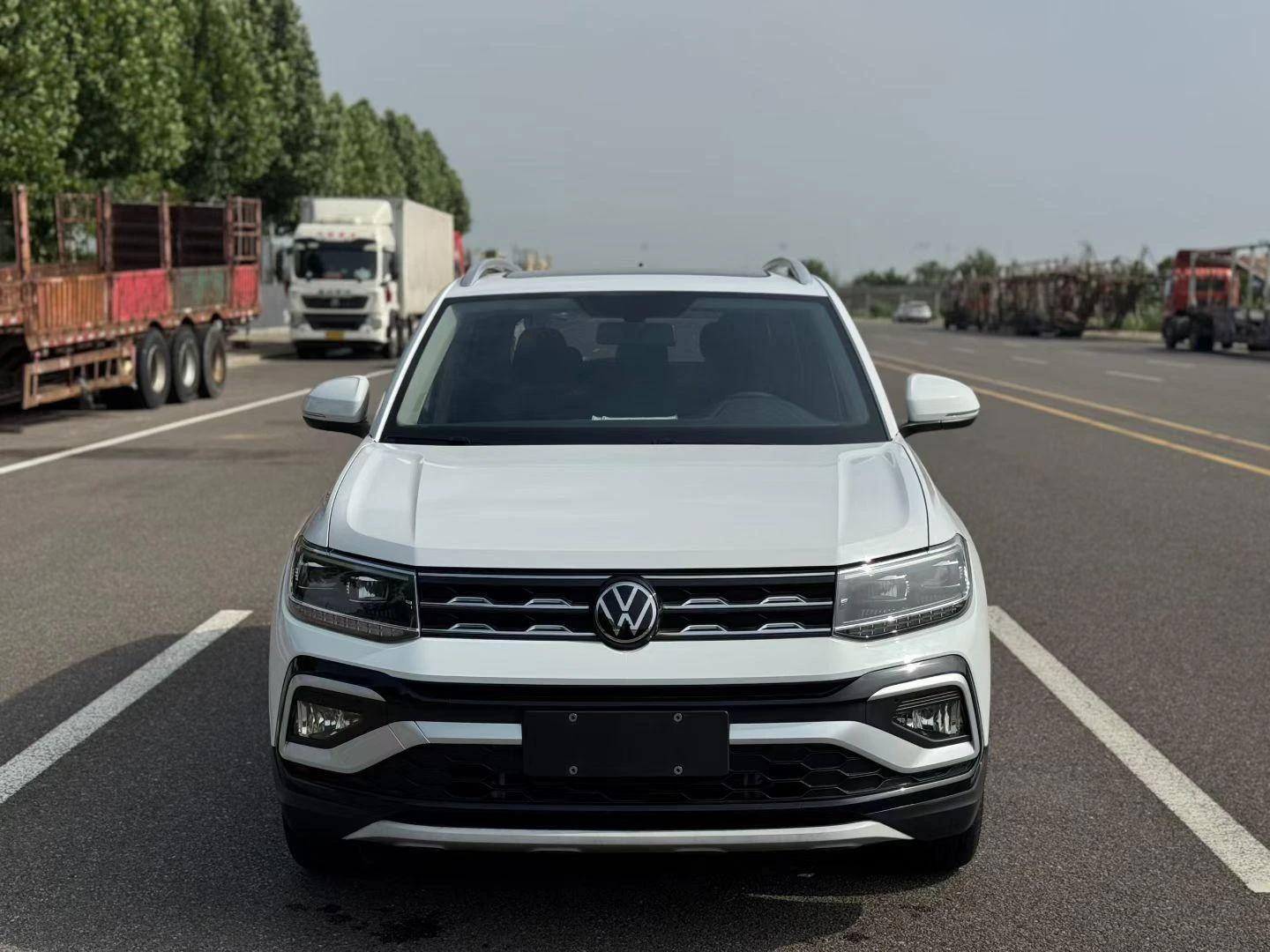 Volkswagen T-Cross 300TSI DSG Comfort Edition - exterior