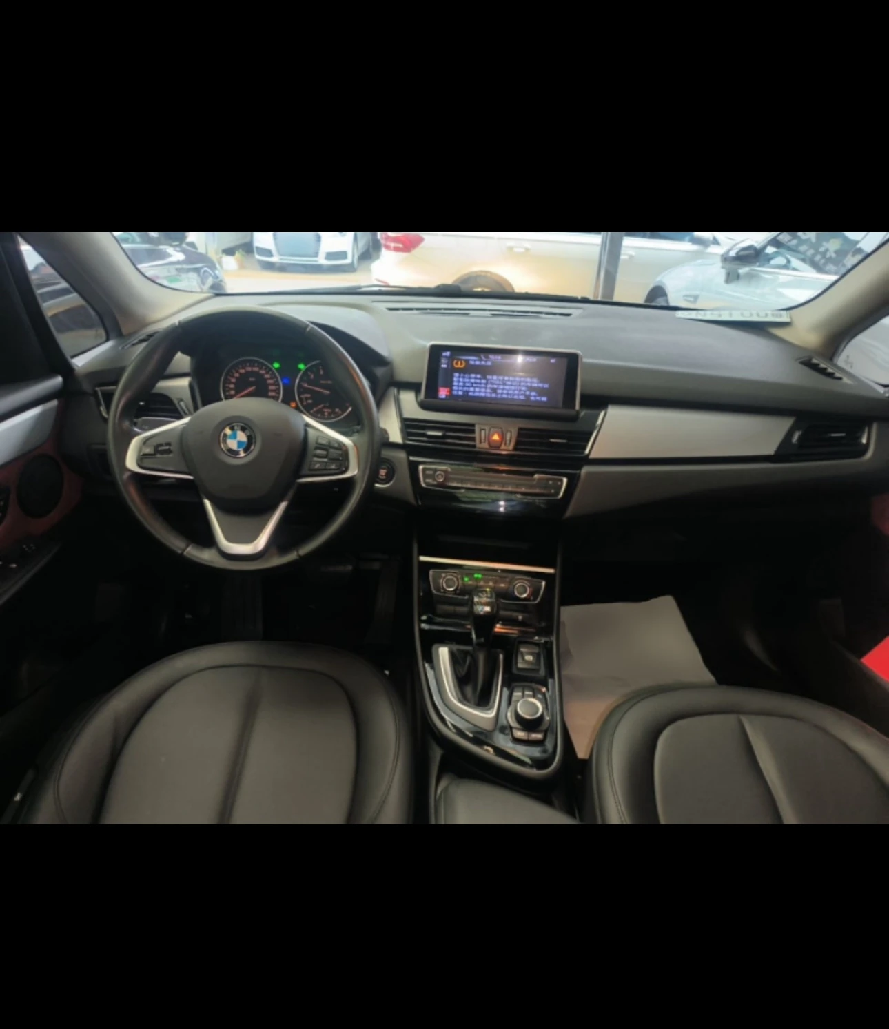 BMW 2 Series Active Tourer 218i Fashion Front-Wheel Drive - interior