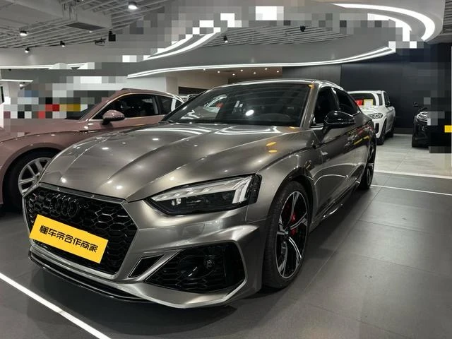 Audi A5 40 TFSI Luxury Elegant Trim