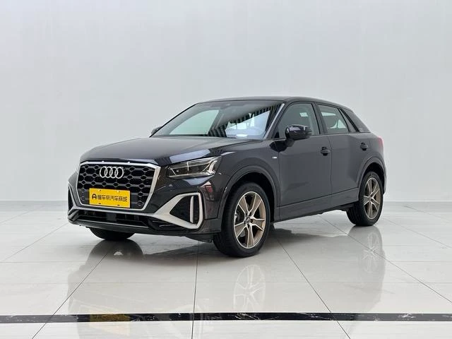 Audi Q2L 35TFSI Fashion Dynamic