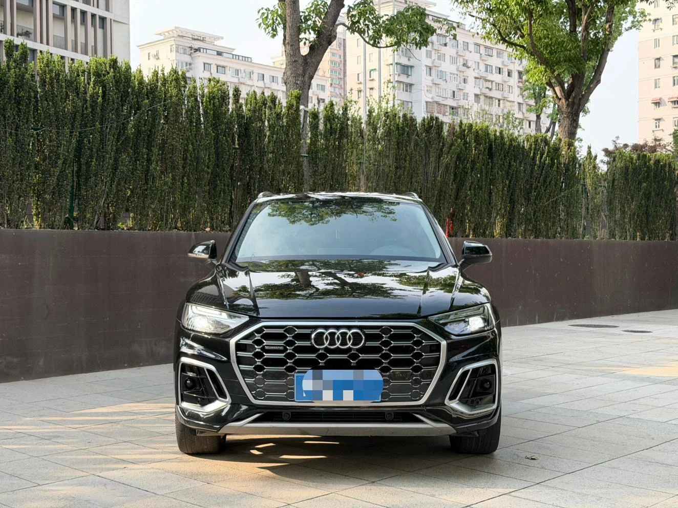 Audi Q5L  45T - exterior