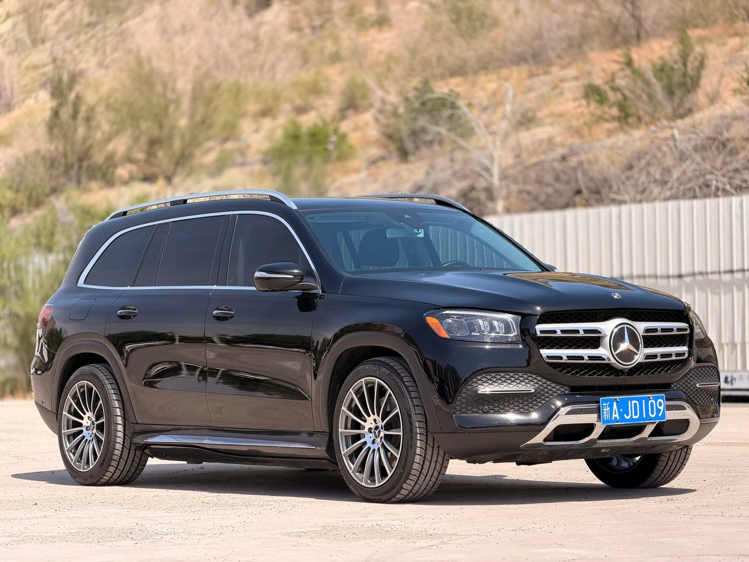 Mercedes-Benz GLS-class 450 4MATIC  - exterior