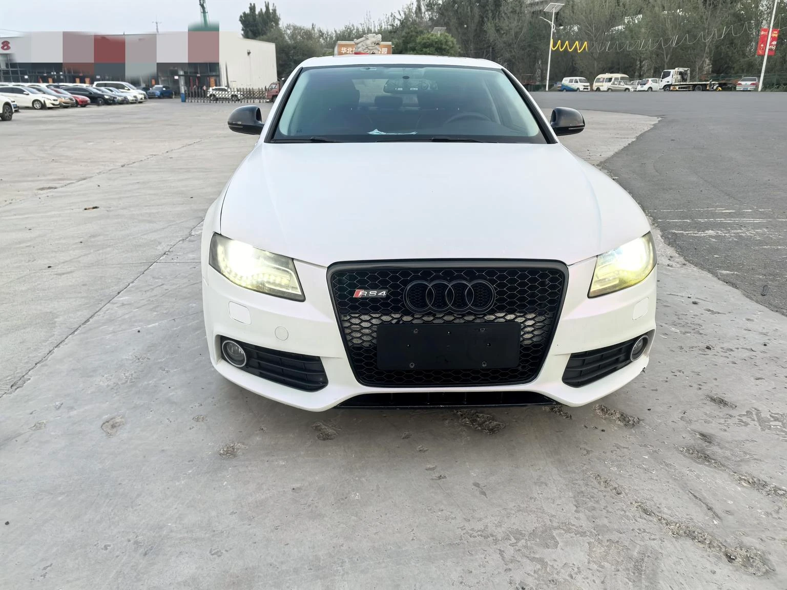 Audi A4L 2.0 TFSI Automatic Comfort - exterior