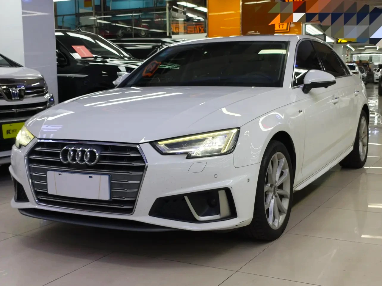 Audi A4L 40 TFSI Fashion