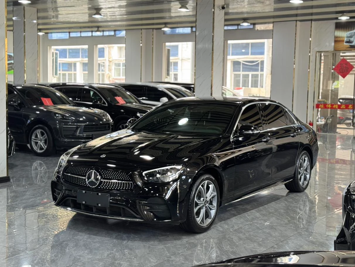 Mercedes-Benz E-Class  300 L Luxury Sport Sedan - exterior
