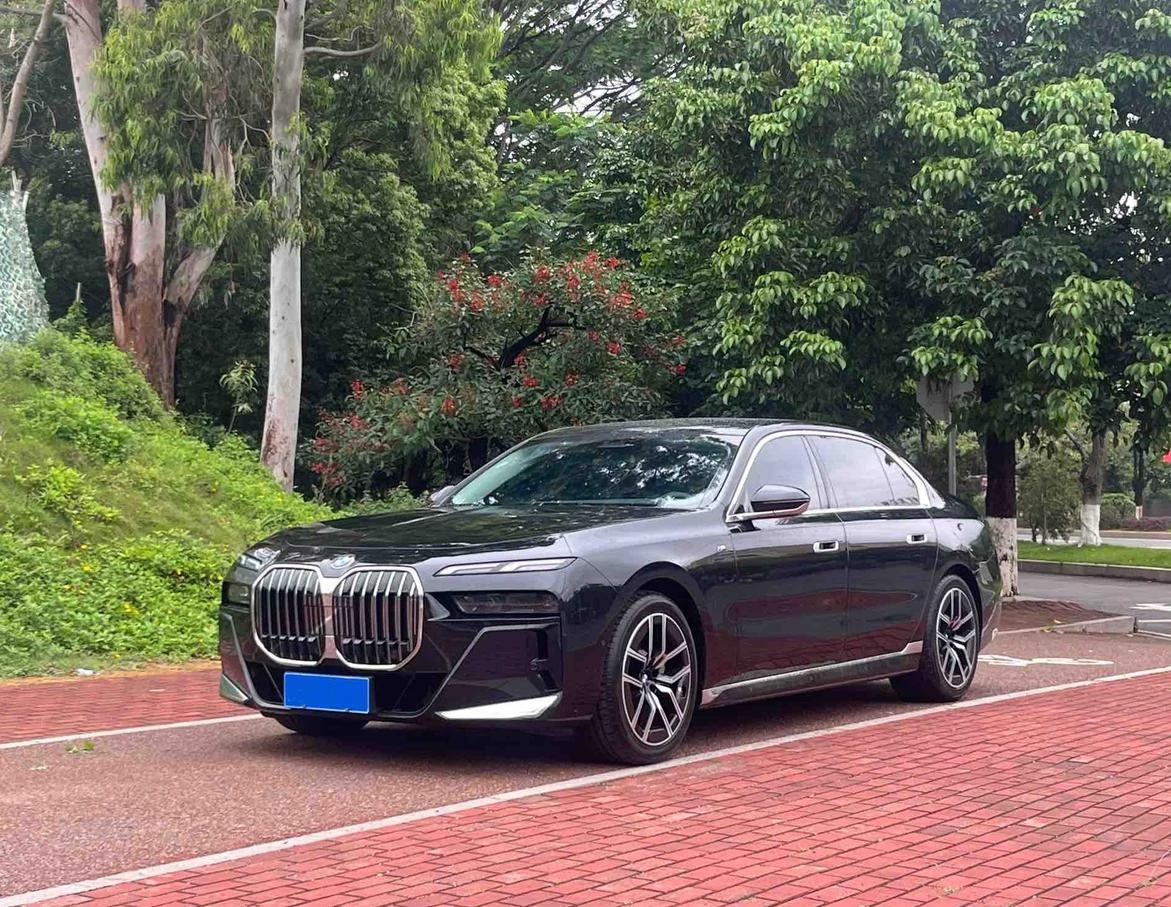 BMW 7 Series 735Li M Sport Package