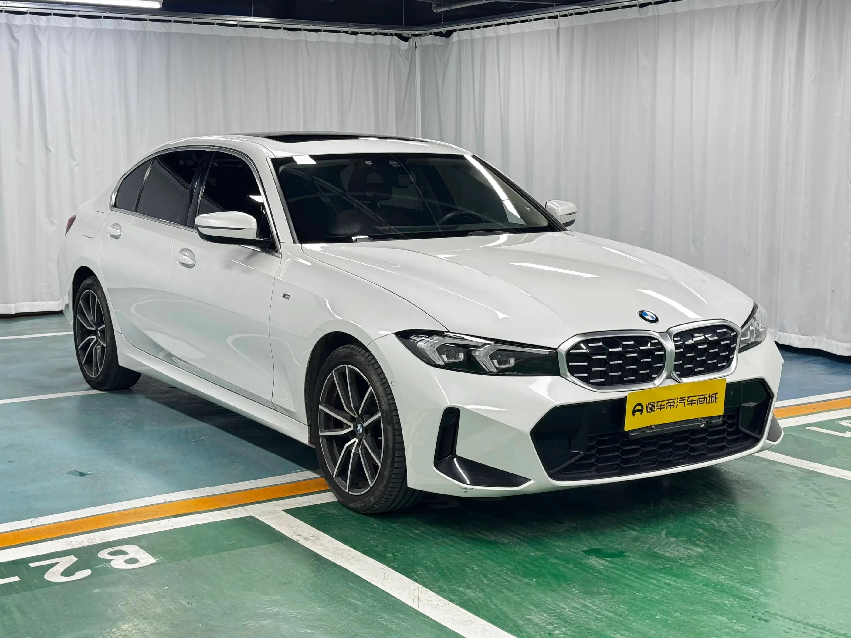 BMW 3 Series 325Li M Sport Package - exterior