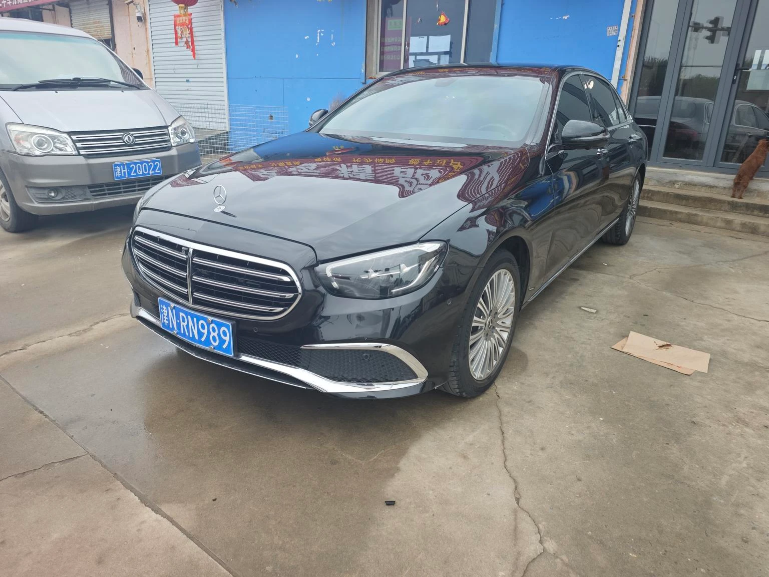 Mercedes-Benz E-class 300 L Luxury