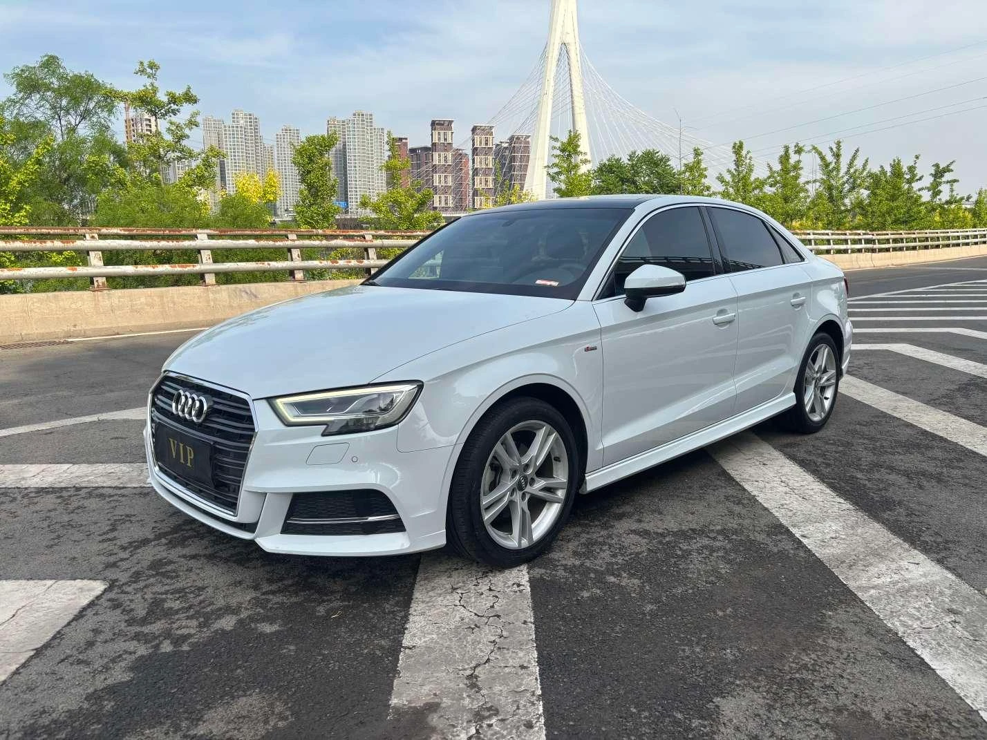 Audi A3  Limousine 35 TFSI