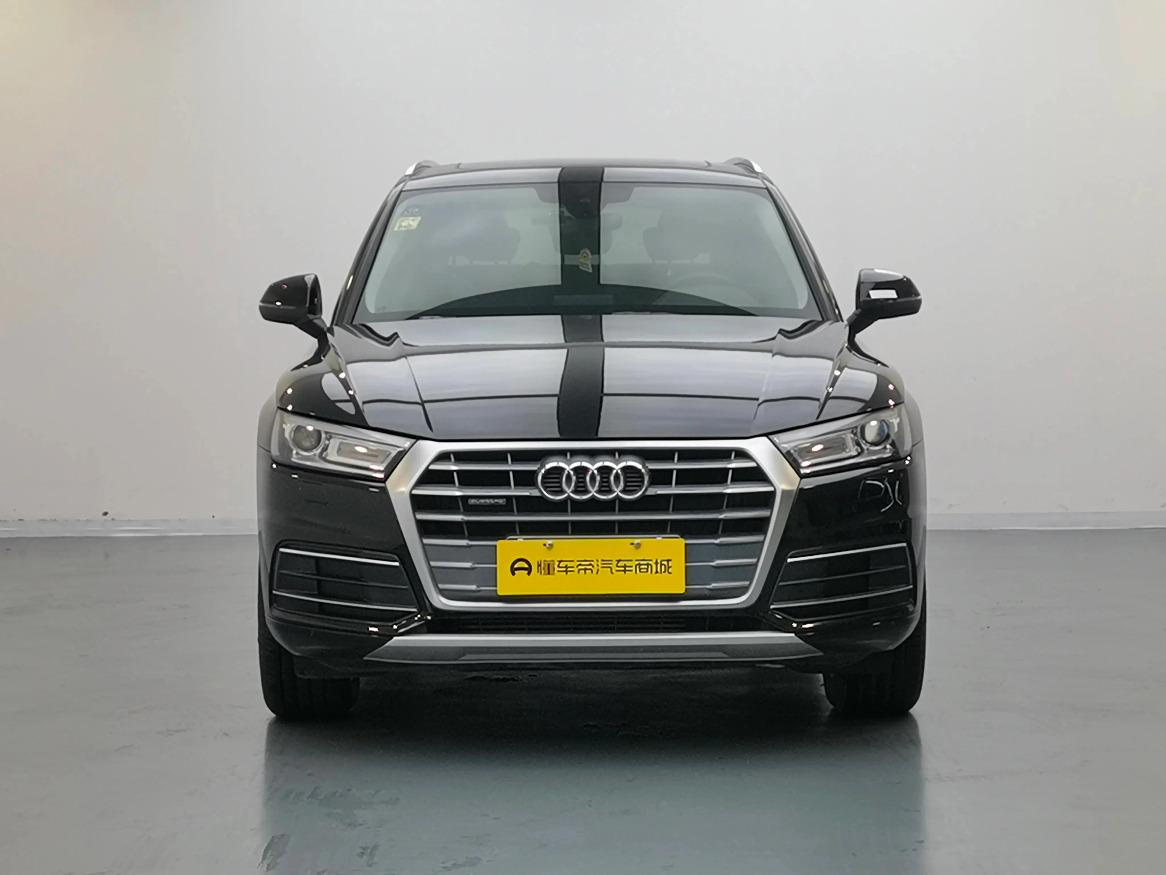 Audi Q5L 40TFSI Premium Progressive - exterior