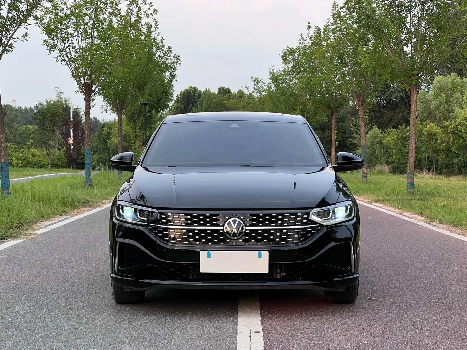 Volkswagen Lavida 1.5L Automatic Starry Sky 5 Million Edition - exterior