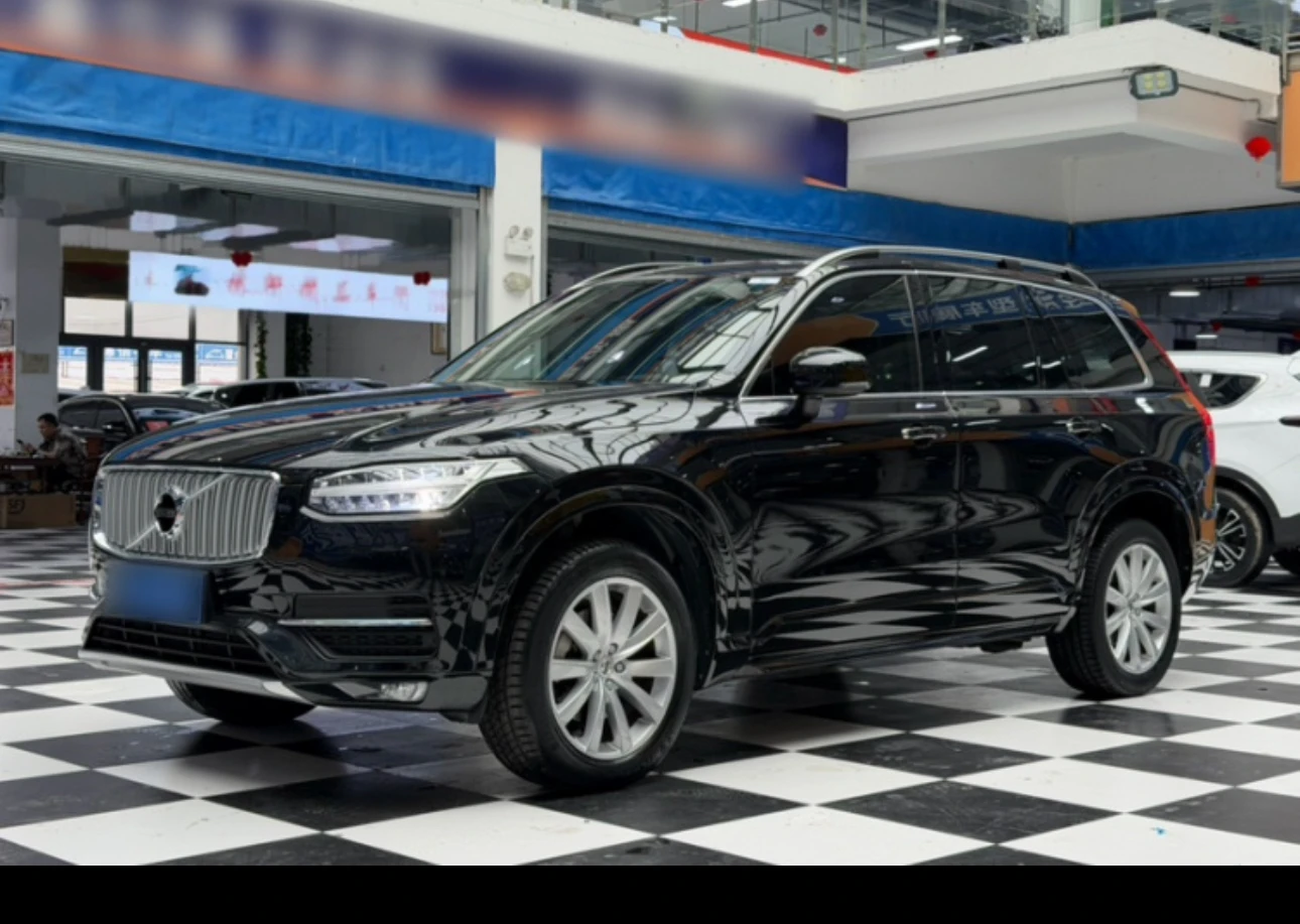 Volvo XC90 T6 AWD 