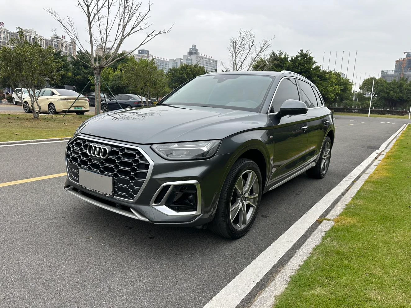Audi Q5L  45 TFSI 