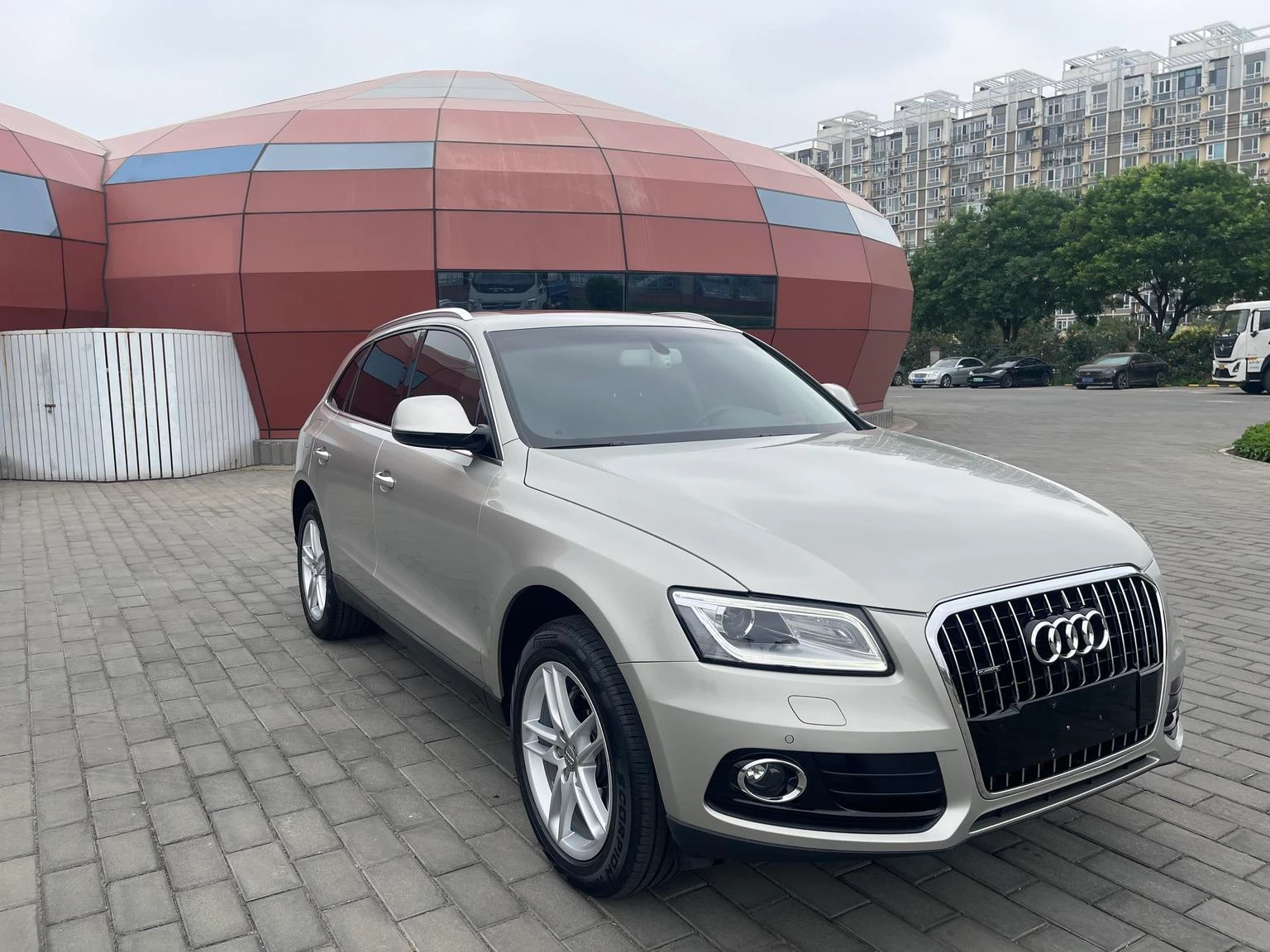 Audi Q5 40 TFSI - exterior