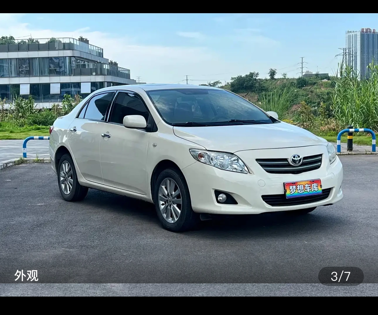 Toyota Corolla 1.8L GL-i Special Edition with Sunroof - exterior