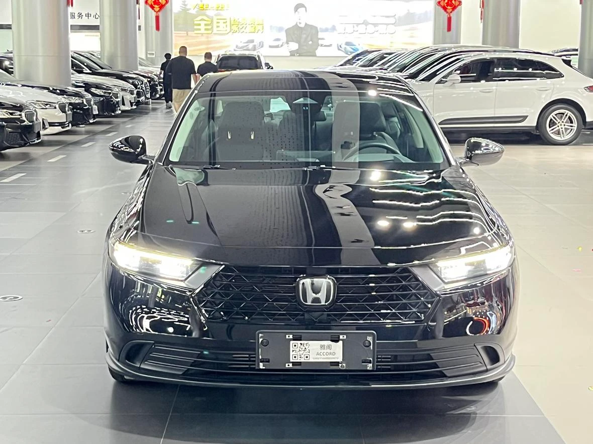 Honda Accord Sharp T Dynamic 260TURBO Smart Edition - exterior