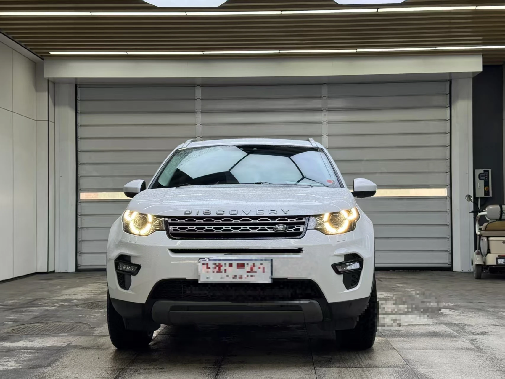 Land Rover Discovery Sport 240PS Pure