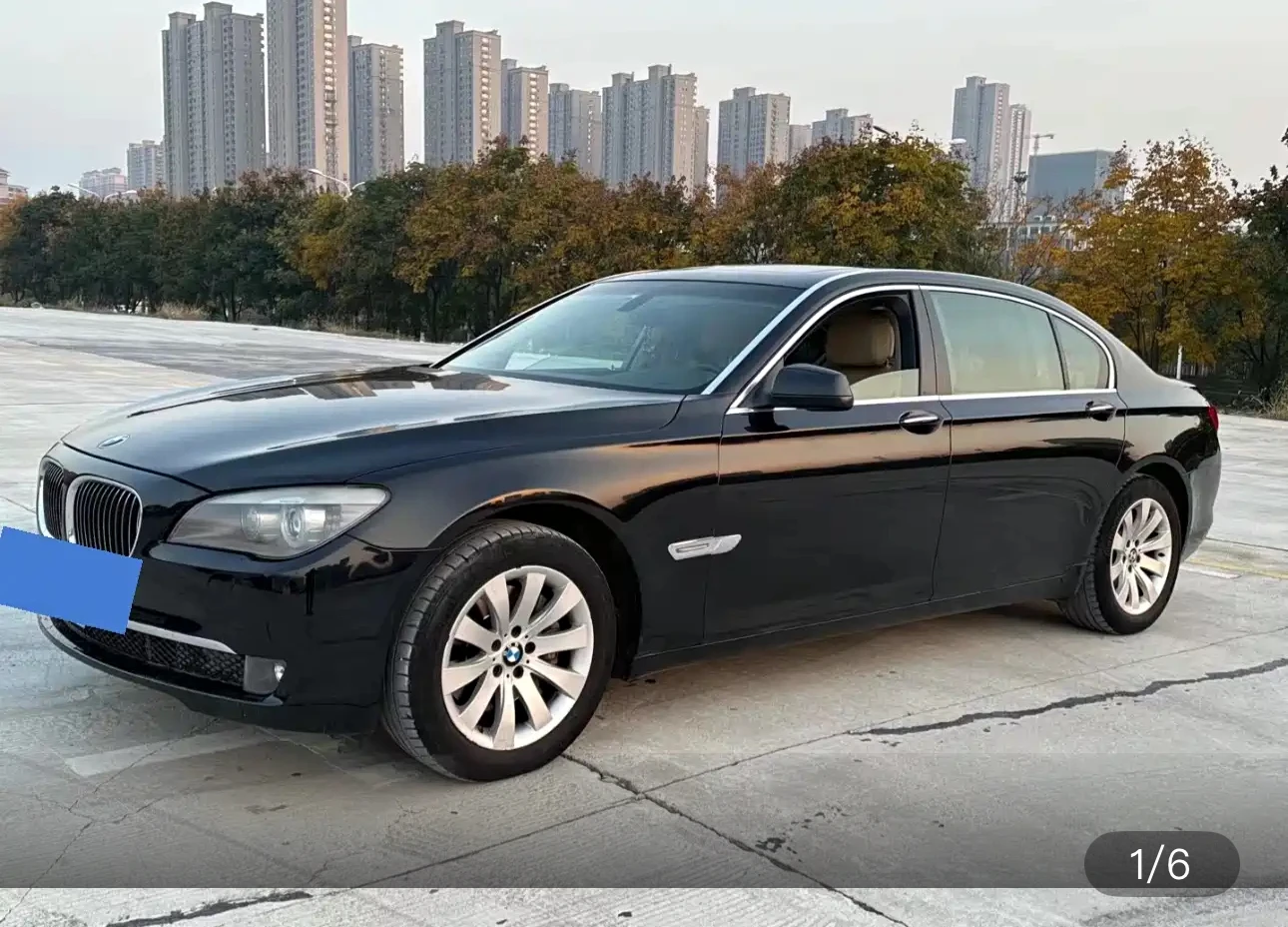 BMW 740Li Leading