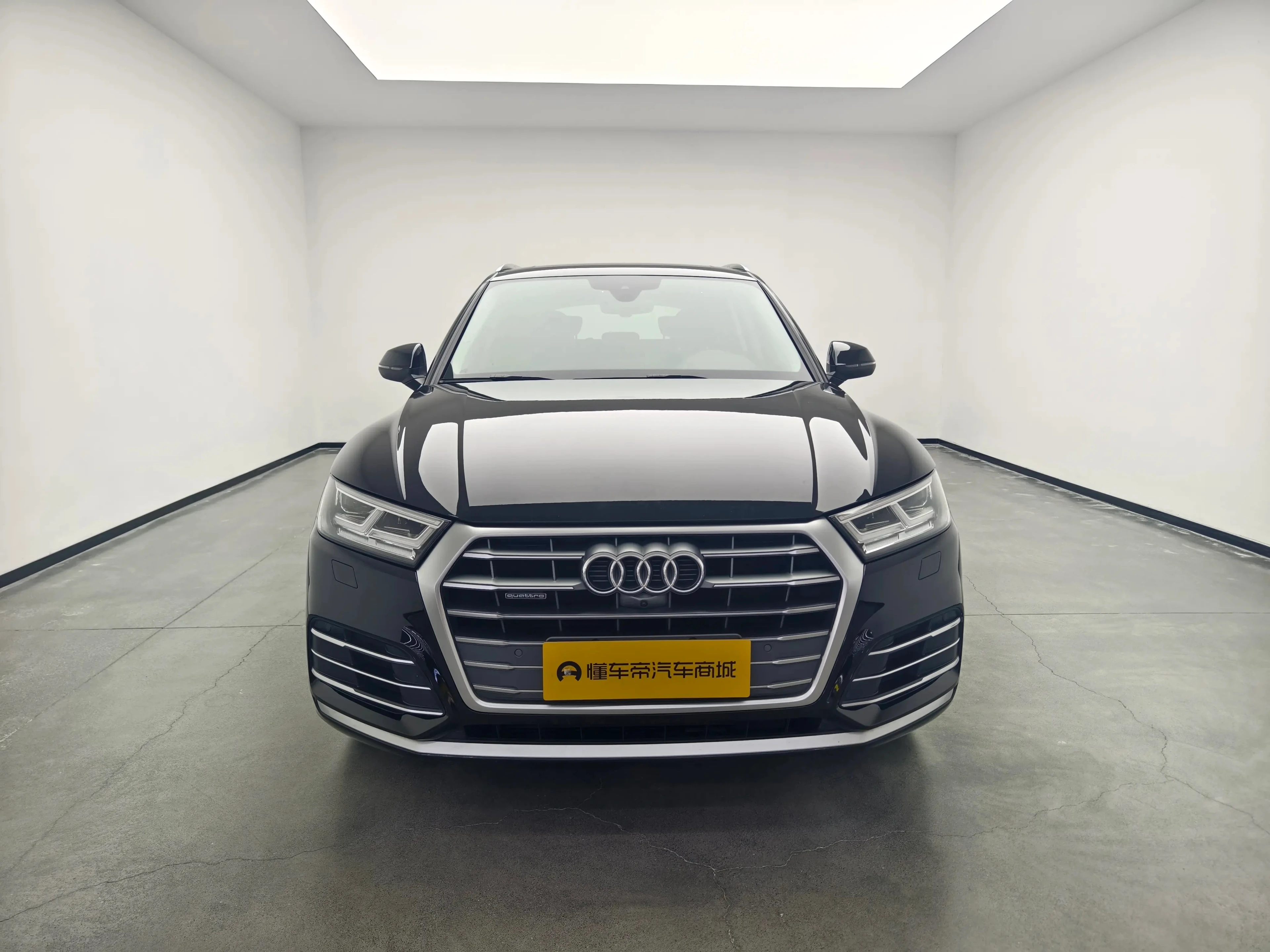 Audi Q5L 45TFSI Premium Fashion - exterior