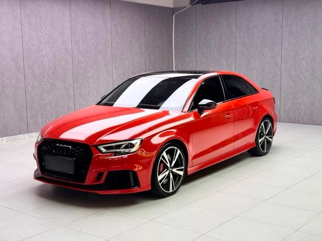 Audi RS3 2.5T Limousine