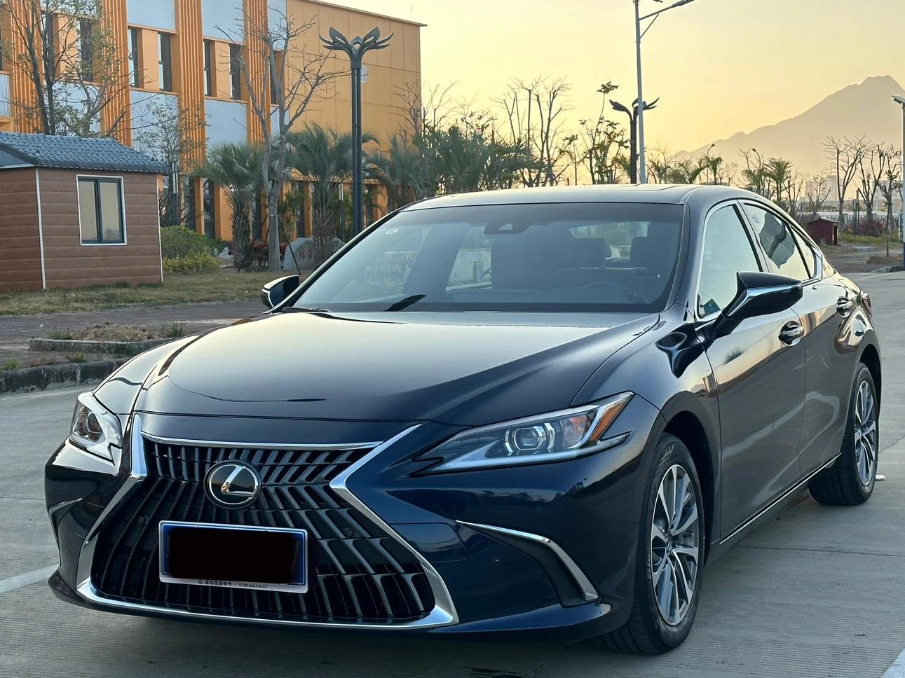 Lexus ES 200 Excellence Edition